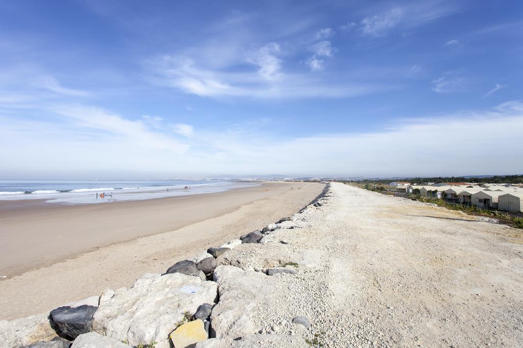 Lisbon Waves Surf Lodge Алмада Екстер'єр фото